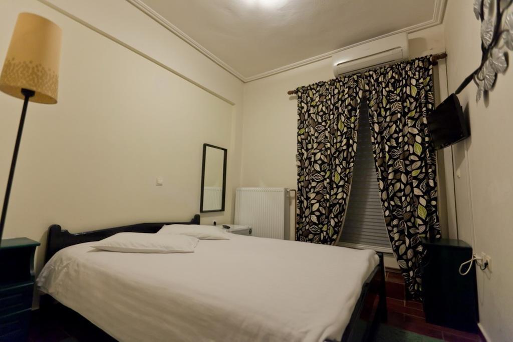 Star Hotel Nafpaktos Стая снимка